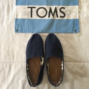 Navy Blue Toms Size 8.5
